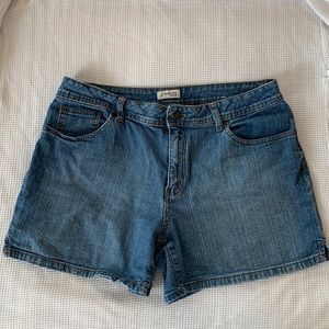 St. John’s Bay stretch Jean shorts